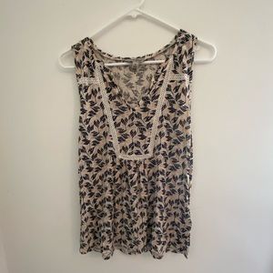 Detailed lucky brand tank top